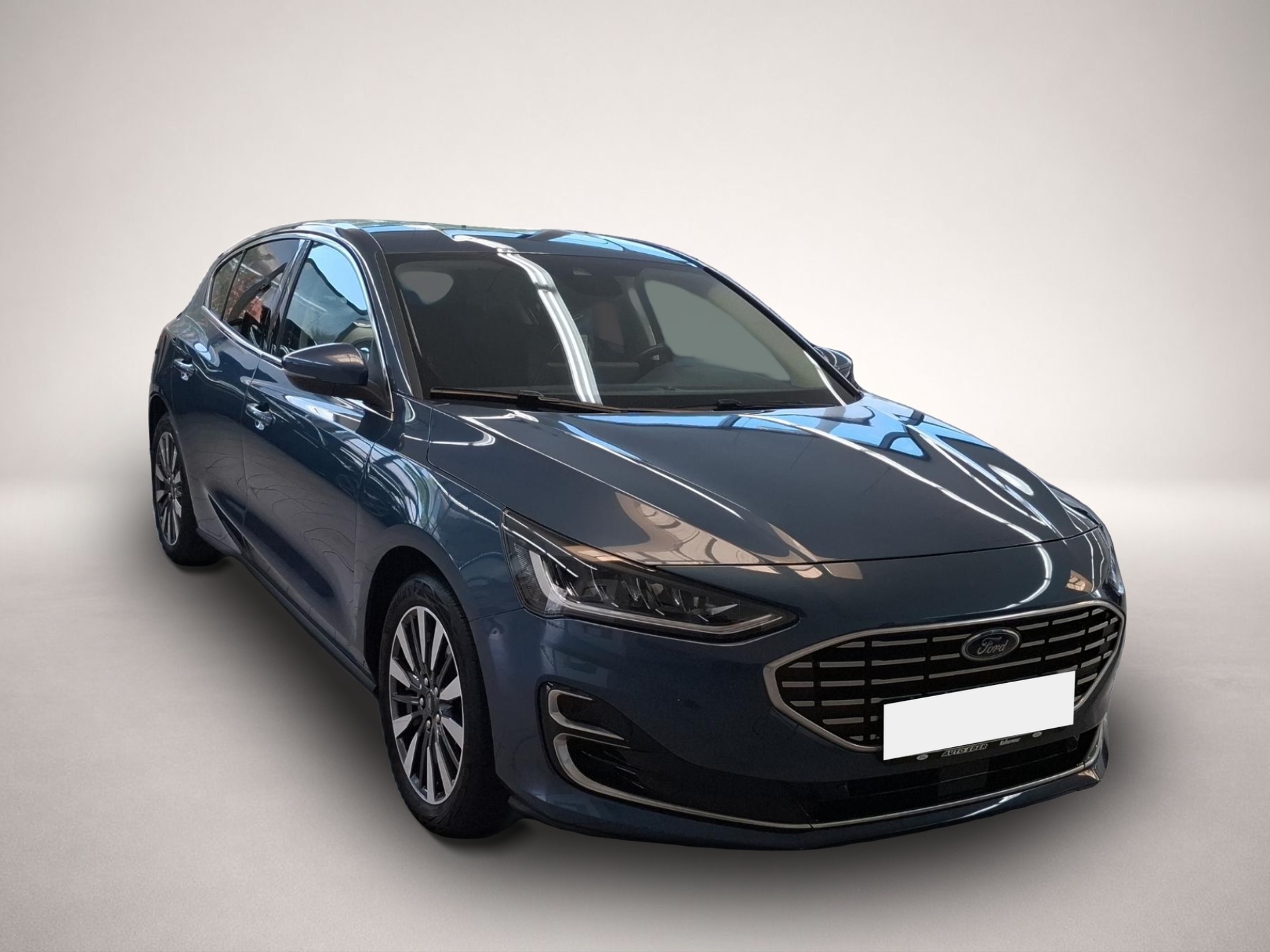 Bild 4 Ford Focus Titanium Vignale Bluetooth Navi LED Klima