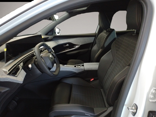 Bild 6 Peugeot 5008 136 Allure Navi 360° Kam Panoramad LED ACC
