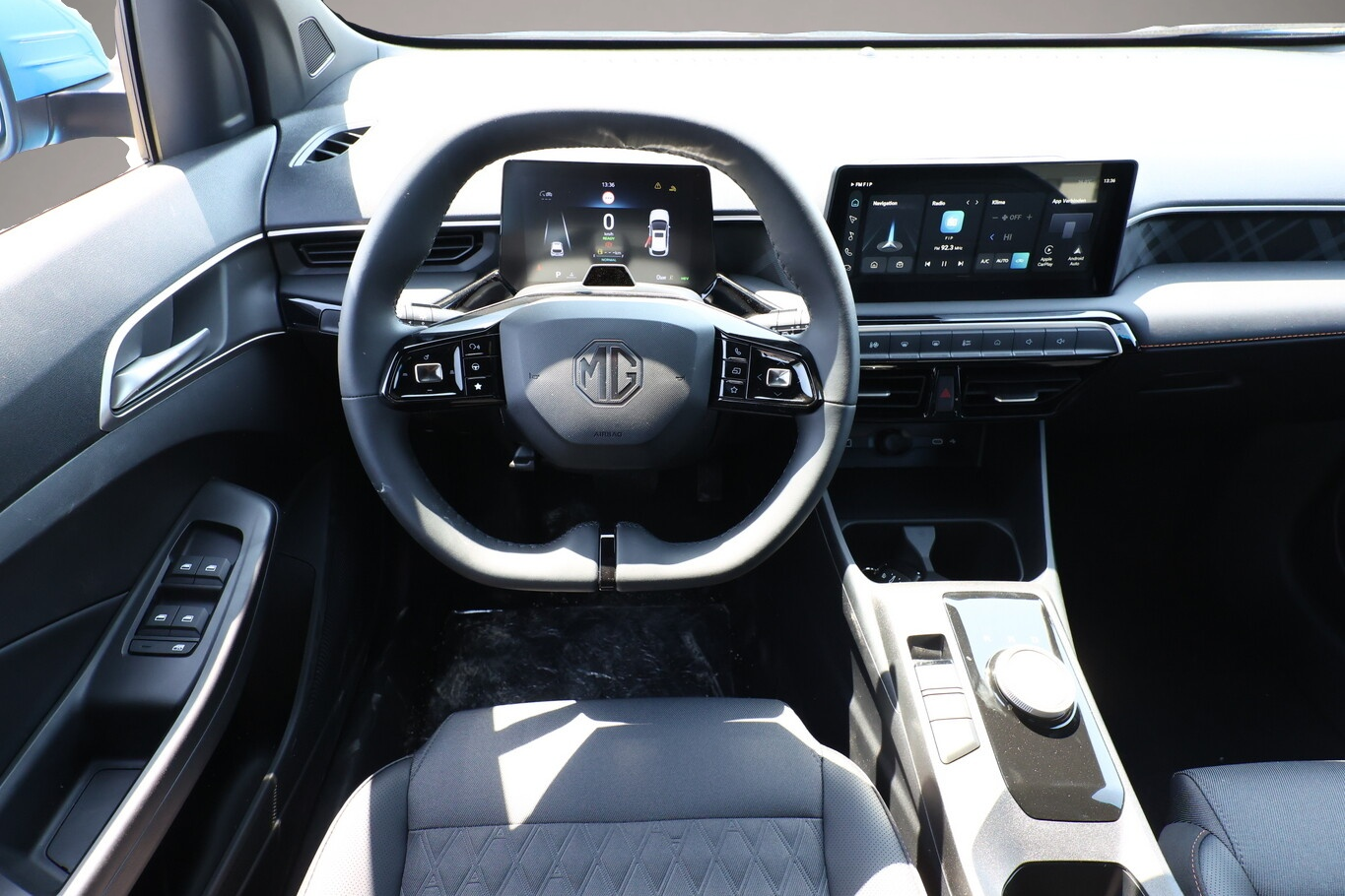 Bild 6 MG MG3 HEV+ Luxury ACC LED 360Kam SHZ TotW Nav 16Z