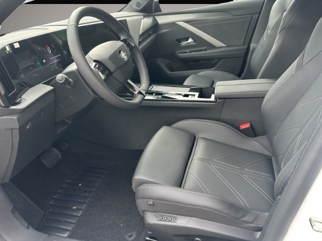 Bild 7 Opel Astra GS ST Leder Digitales Cockpit Memory Sitze