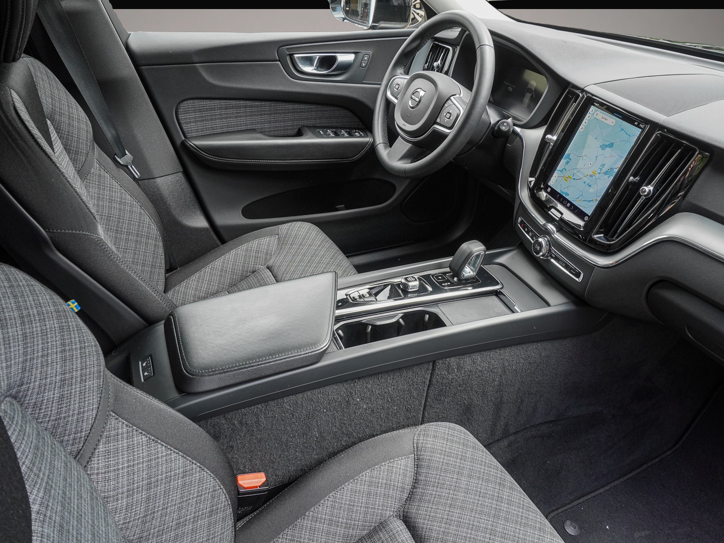Bild 6 Volvo XC60 Core 2WD Digitales Cockpit Soundsystem LED