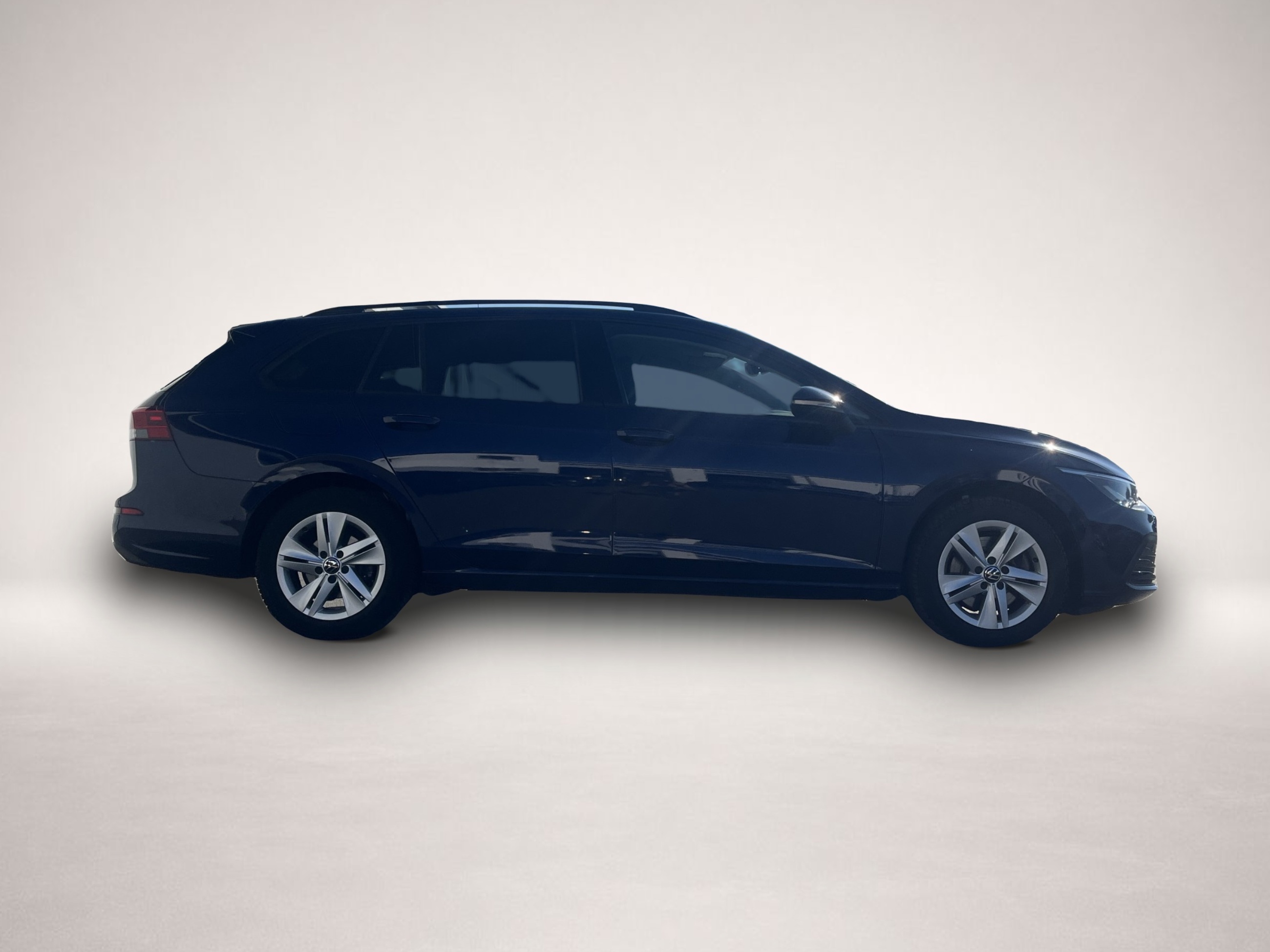 Bild 3 Volkswagen Golf Variant 2.0 TDI DSG Life AHK Navi ACC LED L