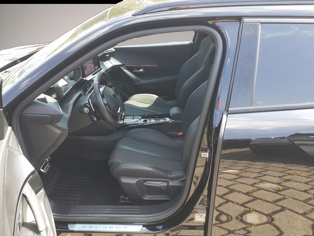 Bild 7 Peugeot 2008 GT PureTech 130 EAT8