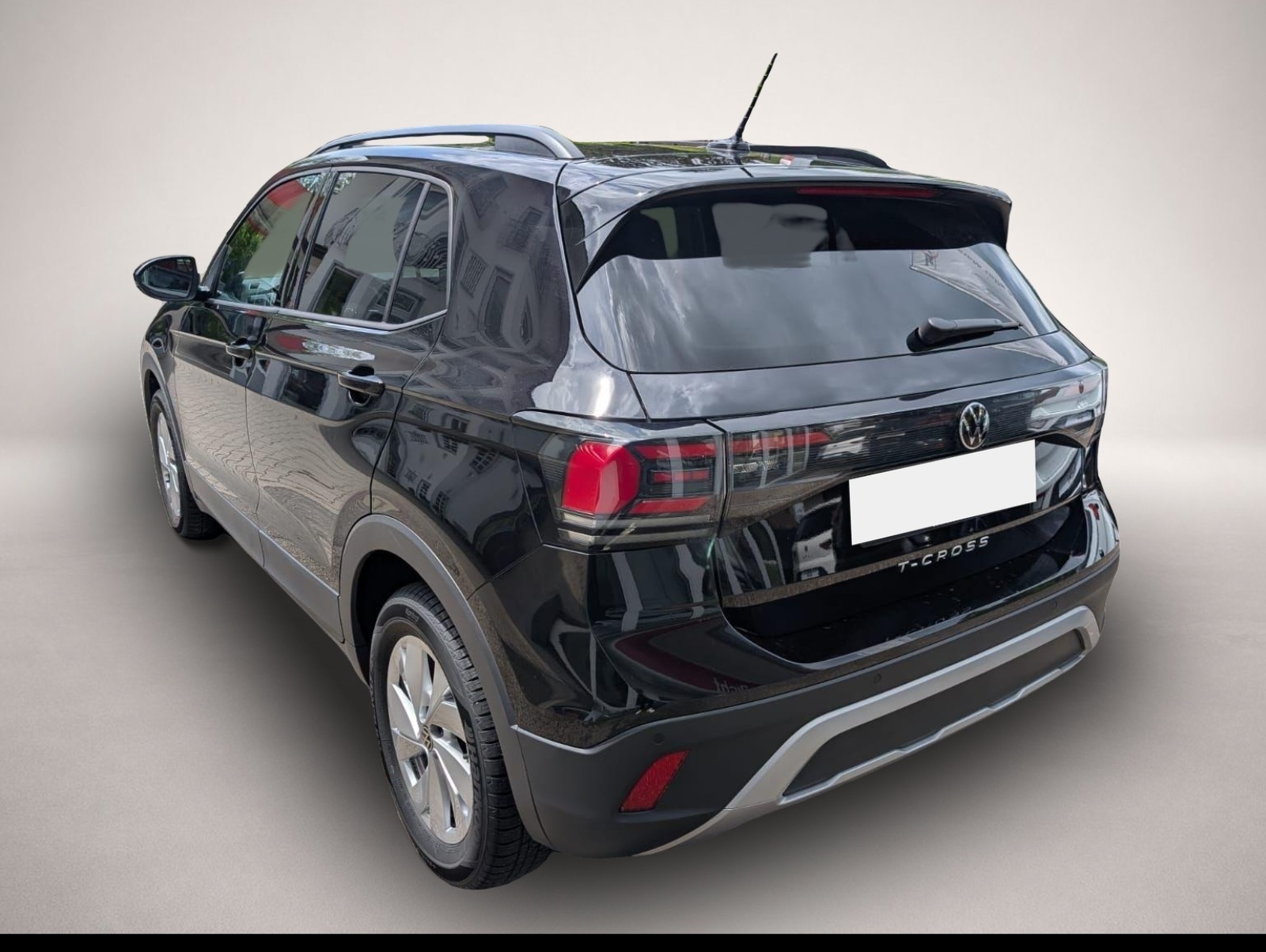 Bild 4 Volkswagen T-Cross 1.0 TSI Life App SHZ PDC Virtual DAB