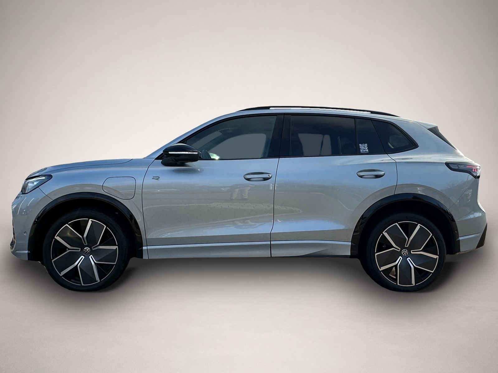 Bild 2 Volkswagen Tiguan 1.5 eHybrid DSG R-Line Black Style*IQ Lig