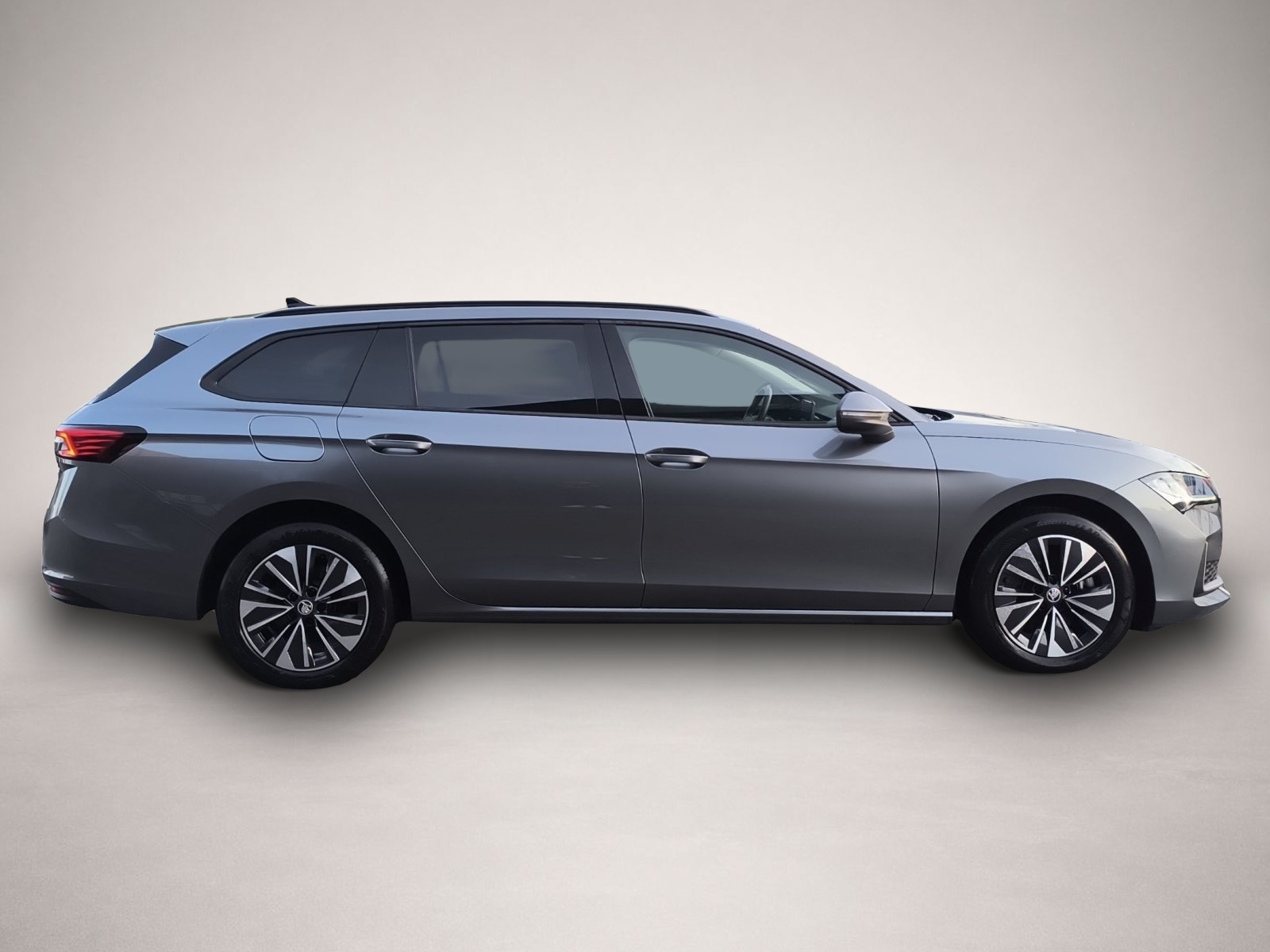 Bild 8 Skoda Superb Combi Selection 1.5 TSI iV 150kW 6-Gang D