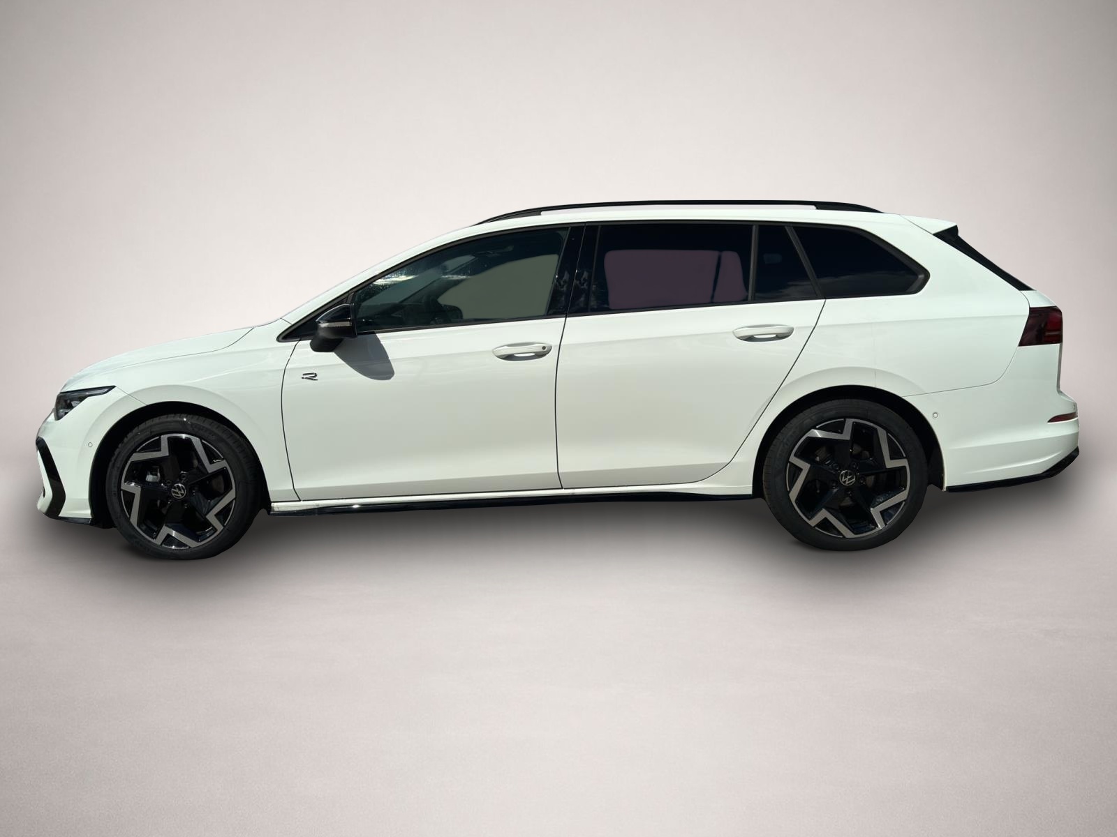 Bild 3 Volkswagen Golf Variant 8 2.0 TDI DSG R-Line Black-Style AH