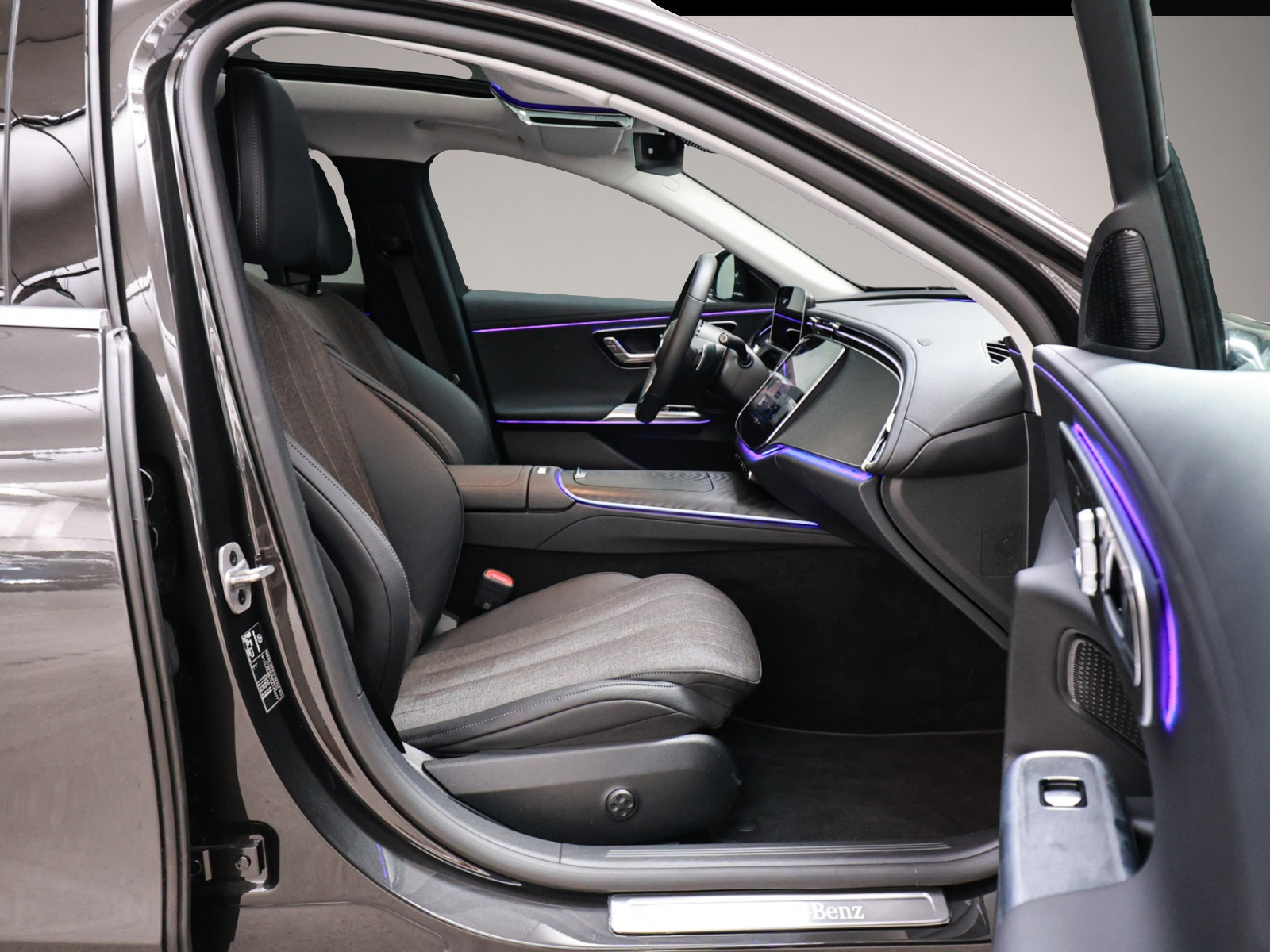 Bild 2 Mercedes-Benz E 200