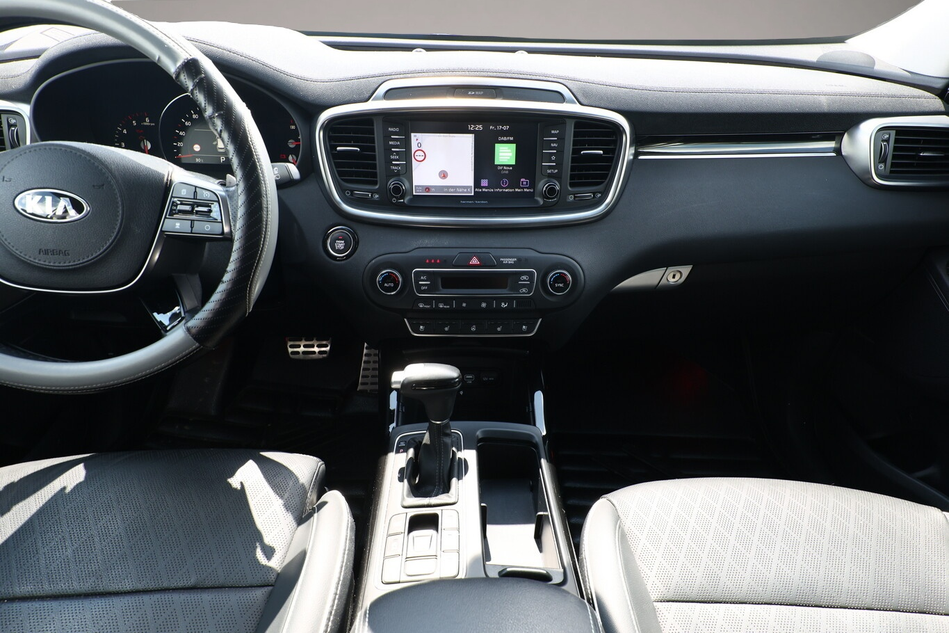 Bild 7 Kia Sorento 2.2 CRDi 200 Aut. GT-Line 4WD LED Nav