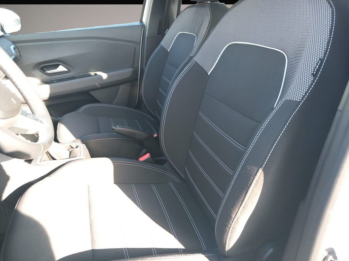 Bild 6 Dacia Sandero III TCe 100 LPG Expression SHZ PDC Temp