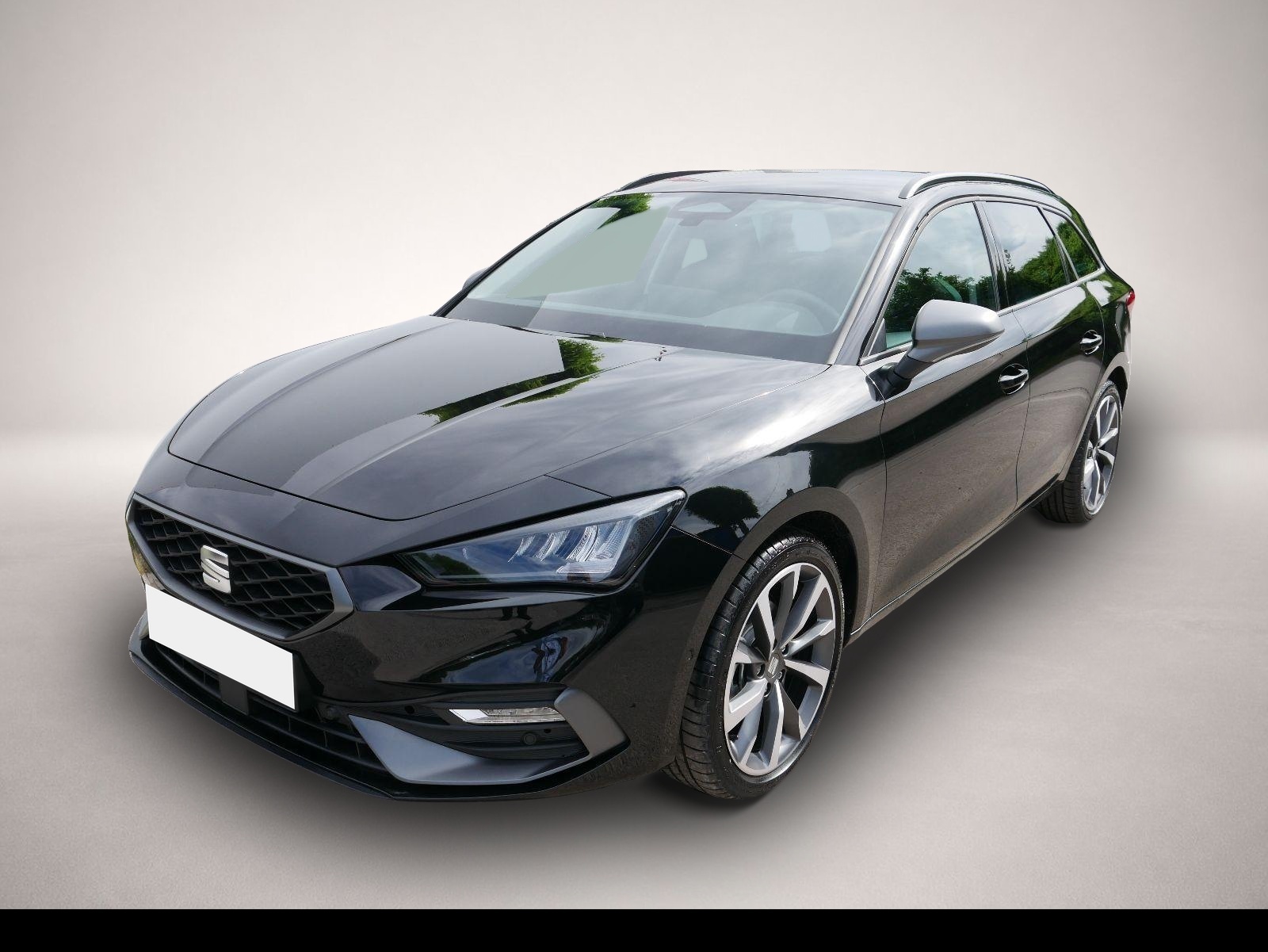 Fotografie 1 des Seat Leon Kombi FR 1.5 eTSI DSG*AHK-SCHWENKBAR*NAVI*A