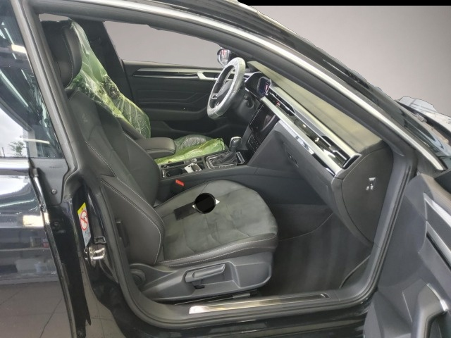 Fotografie 3 des Volkswagen Arteon Shooting Brake 2.0 TDI DSG R-Line AHK/ACC
