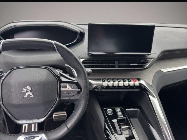 Bild 7 Peugeot 5008 Hybrid 136 GT 7-Sitzer +PANO+MASSAGE+360°CA