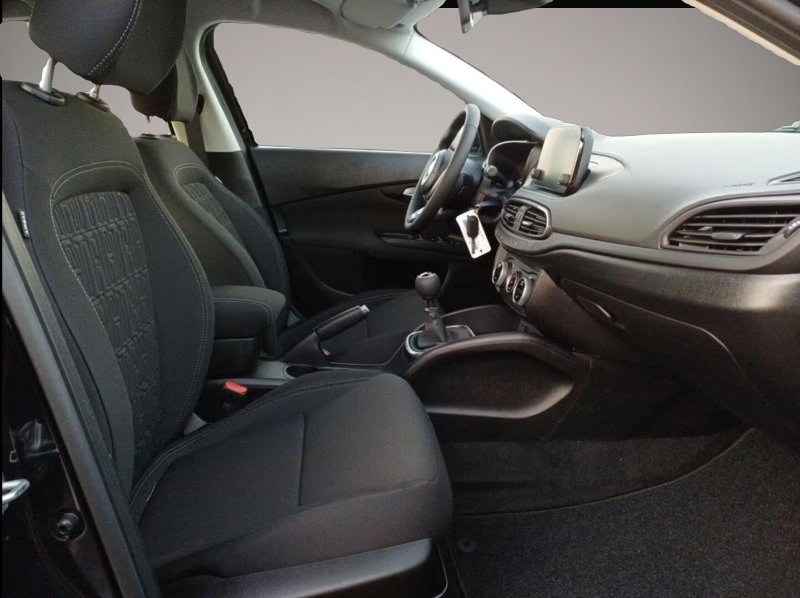 Bild 4 Fiat Tipo 1.6 M-Jet Diesel Urban Klimaauto PDC RFK