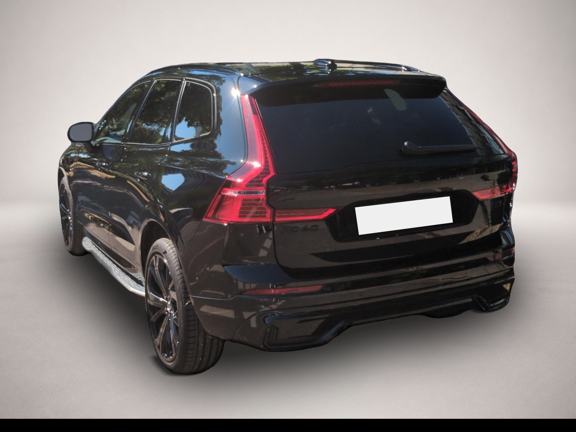 Bild 2 Volvo XC60 XC 60 Plus Black Edition Recharge Plug-In Hybrid