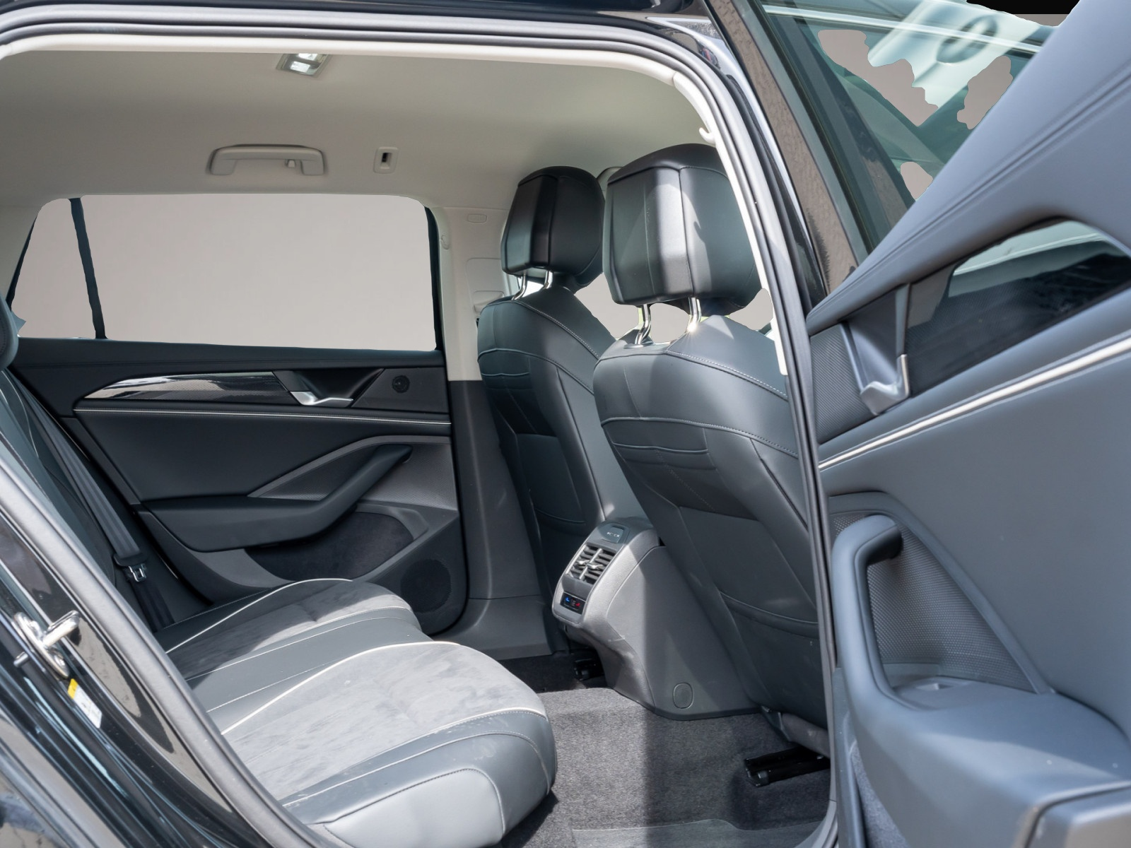 Bild 4 Volkswagen Passat