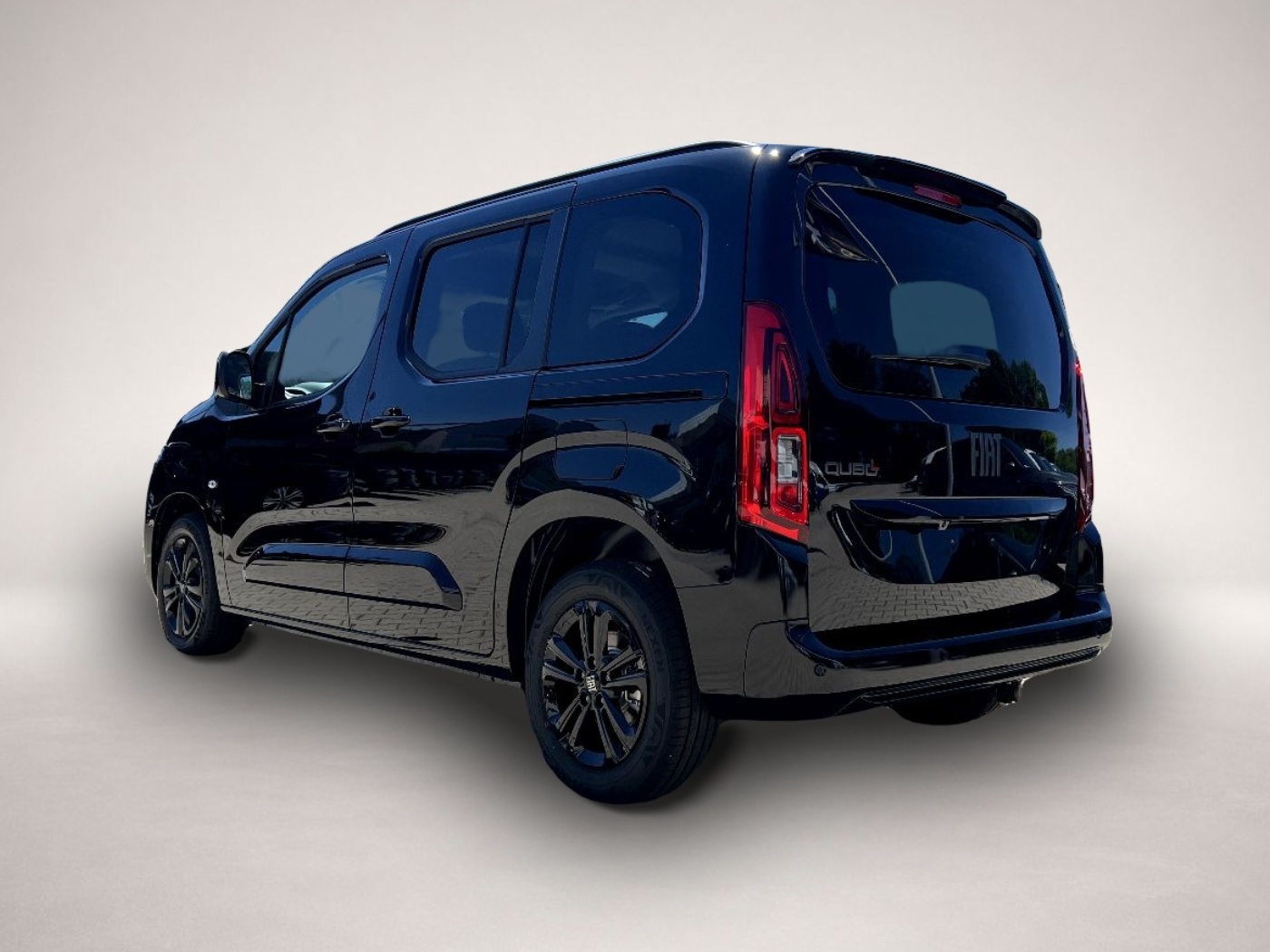 Fotografie 2 des Fiat Qubo L L1 Icon 1.5 *5-Sitzer LED ACC Alu Sitzh.*