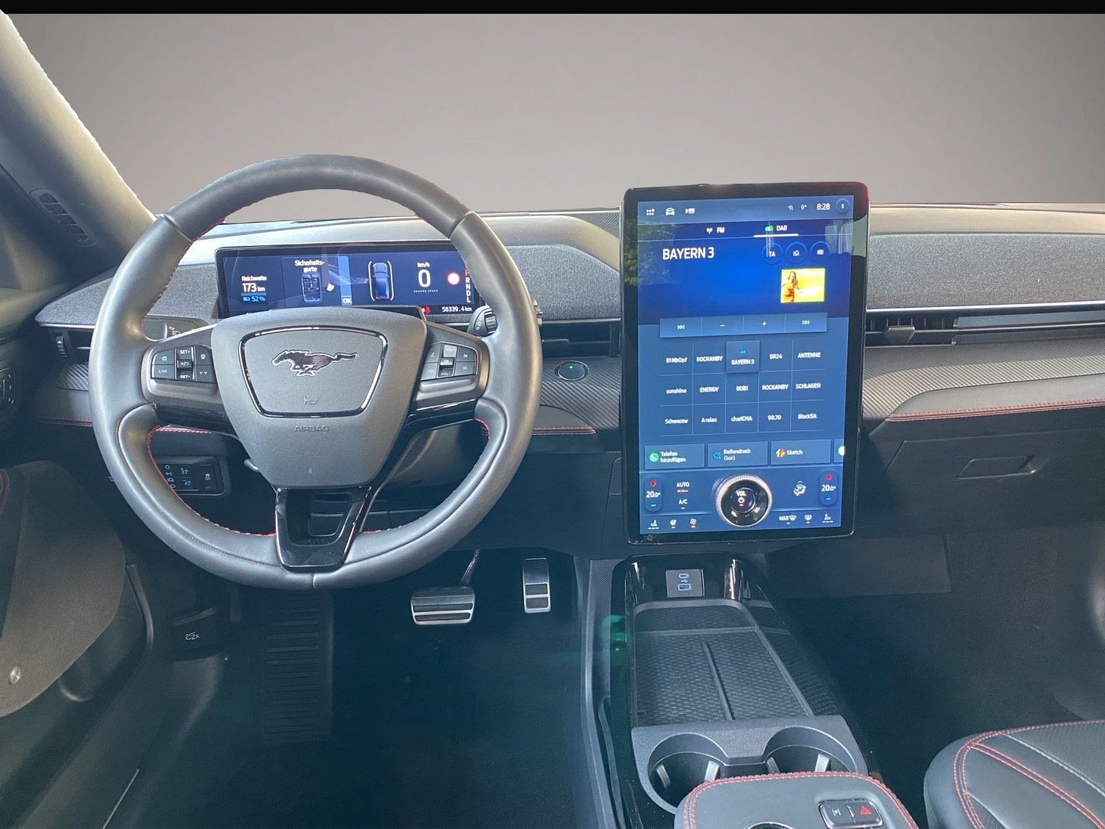 Bild 8 Ford Mustang Mach-E AWD (Standard Range 76kWh) ACC+LM