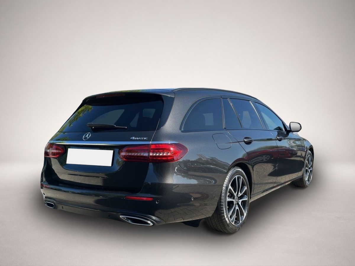 Bild 5 Mercedes-Benz E 300 E 300d 4Matic Avantgarde LED/AHK/MBUX/SHZ/ACC
