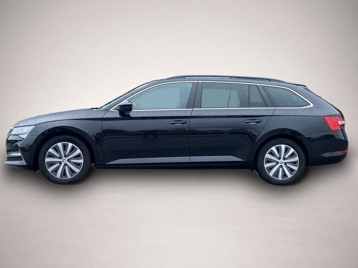 Bild 2 Skoda Superb Combi iV 1.4 TSI DSG eHybrid STANDHEIZUNG