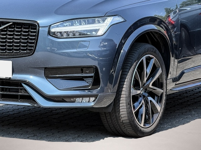 Fotografie 3 des Volvo XC90 Ultimate Dark AWD 7-Sitzer HUD StandHZG AHK