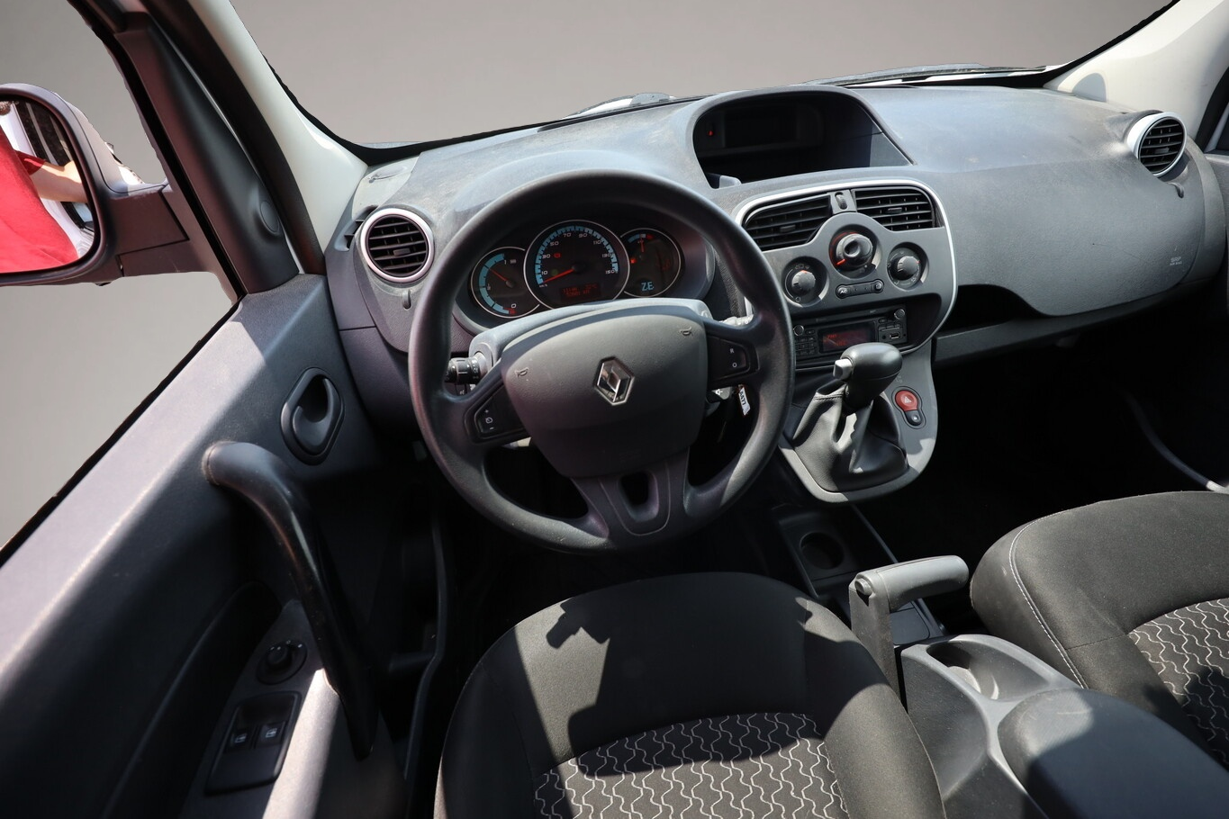 Fotografie 6 des Renault Kangoo Z.E. 60 Maxi Kaufbatterie 2-S PDC Temp