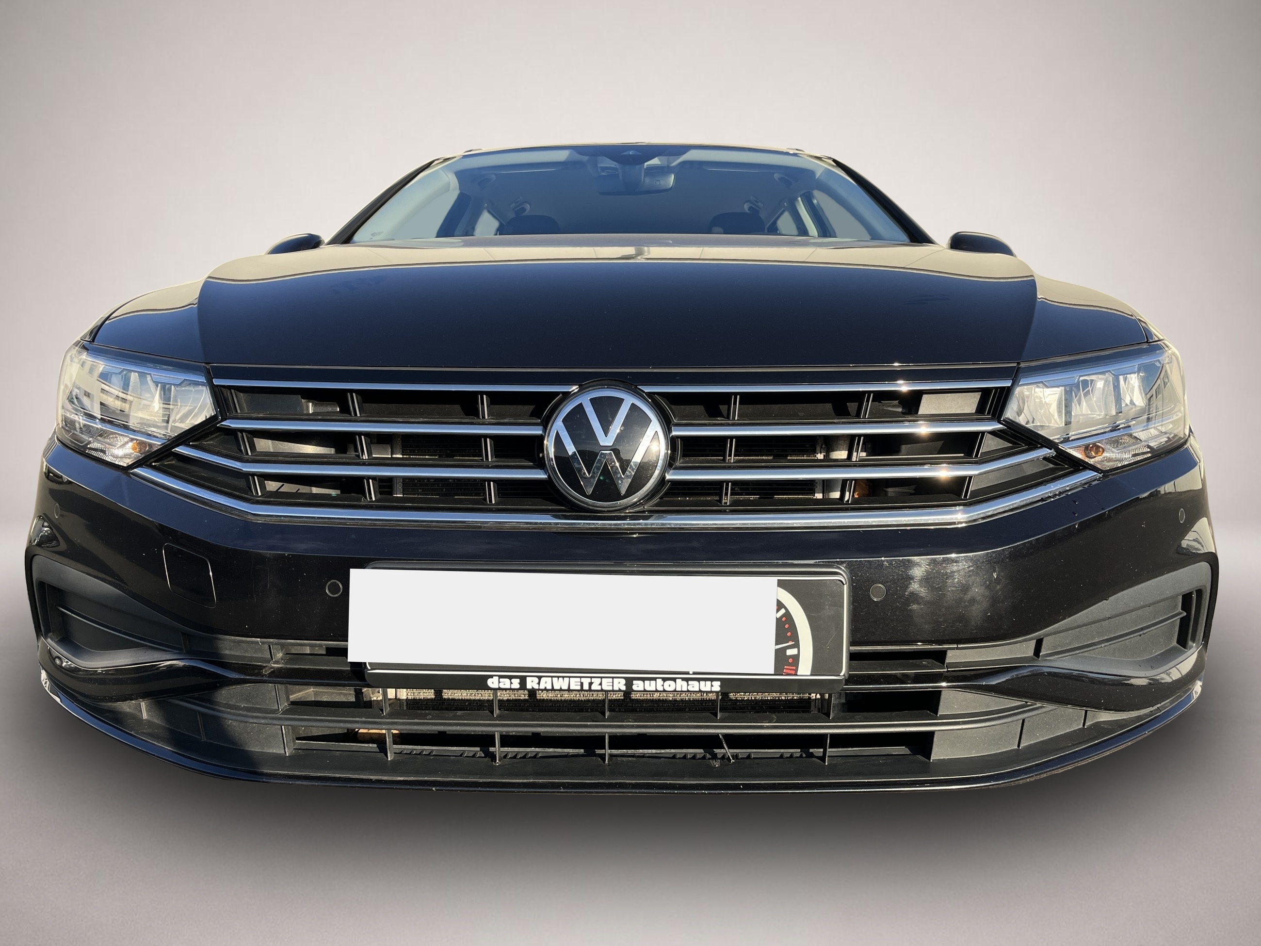 Bild 3 Volkswagen Passat Variant 2.0 TDI DSG Conceptline Navi LED