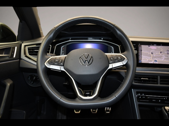 Fotografie 4 des Volkswagen Taigo 1.0 TSI R-Line Matrix/ACC/AHK