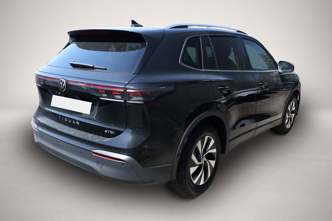 Fotografie des Volkswagen Tiguan DSG LED+ IQ.DRIVE SHZ 5JGar. Keyl 17Z ACC
