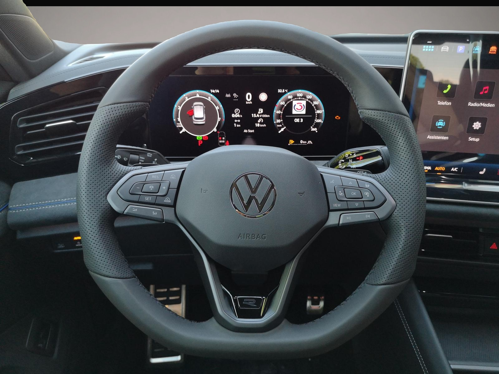 Bild 4 Volkswagen Tiguan 2.0TSI R-Line 4Motion Navi 360 AHK Pano