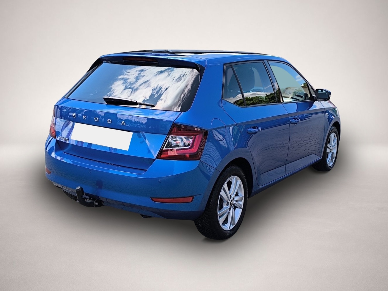 Bild 7 Skoda Fabia 1.0 TSI Ambition AHK NAVI ACC PANO