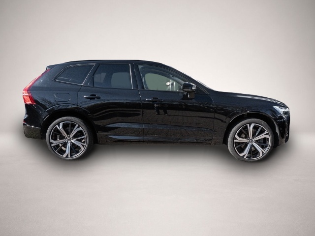 Bild 4 Volvo XC60 Ultimate Dark AWD HUD StandHZG Digitales Co