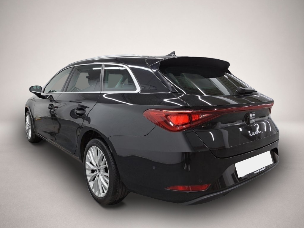 Fotografie 1 des Seat Leon ST 1.5 eTSI DSG Xcellence LED NAVI SHZ ALU