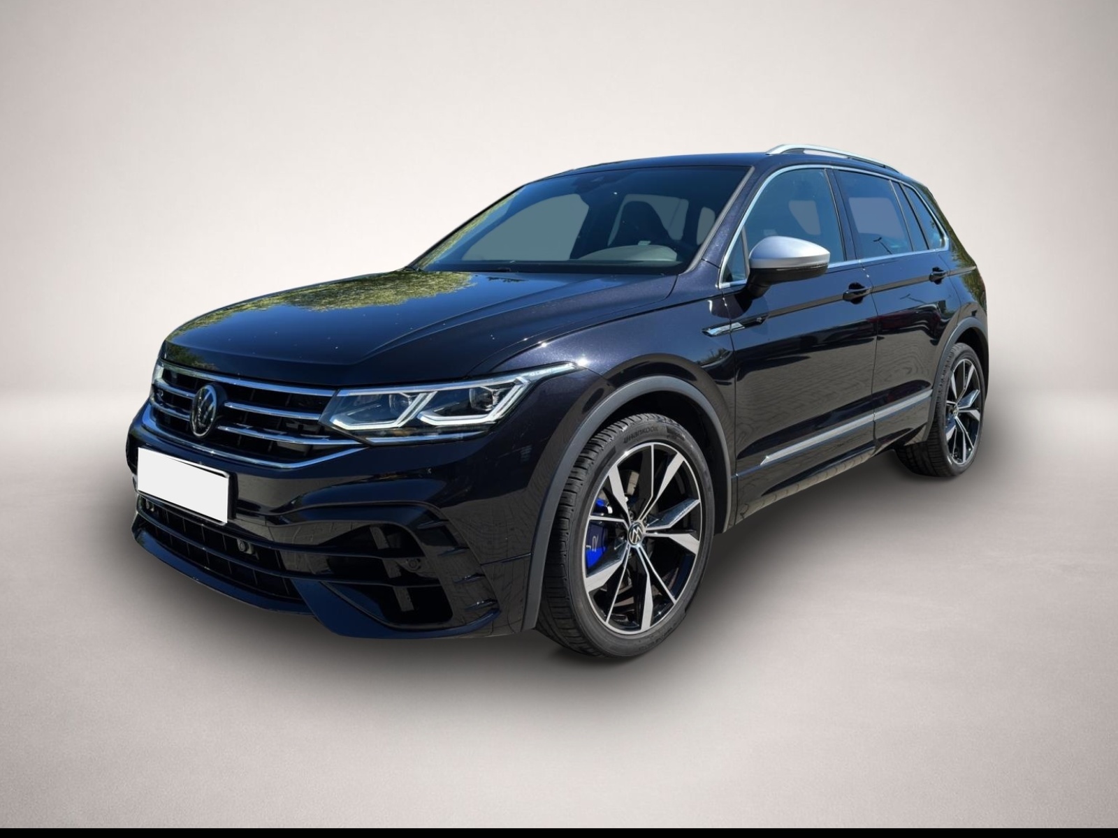 Fotografie 1 des Volkswagen Tiguan 2.0 TSI DSG 4Mo. R PANO AHK KAMERA LED AC