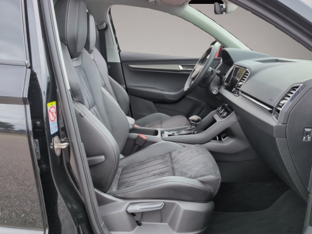 Bild 6 Skoda Karoq TOUR TDI*DSG StndHzg AHK ACC Alcantara SHZ