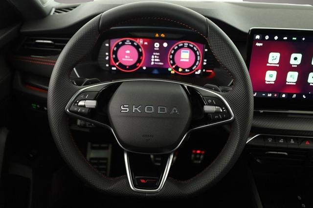 Bild 4 Skoda Octavia 2.0 TSI 195 kW RS Octavia Combi RS 2.0 TSI DSG,.