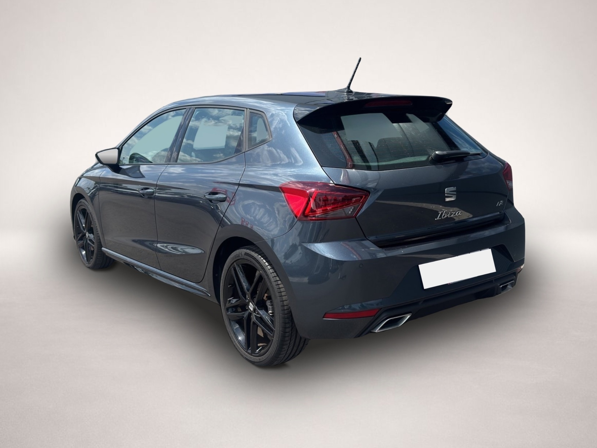 Bild 4 Seat Ibiza 1.5 TSI DSG FR Black Pano+Alcantara+Kamera