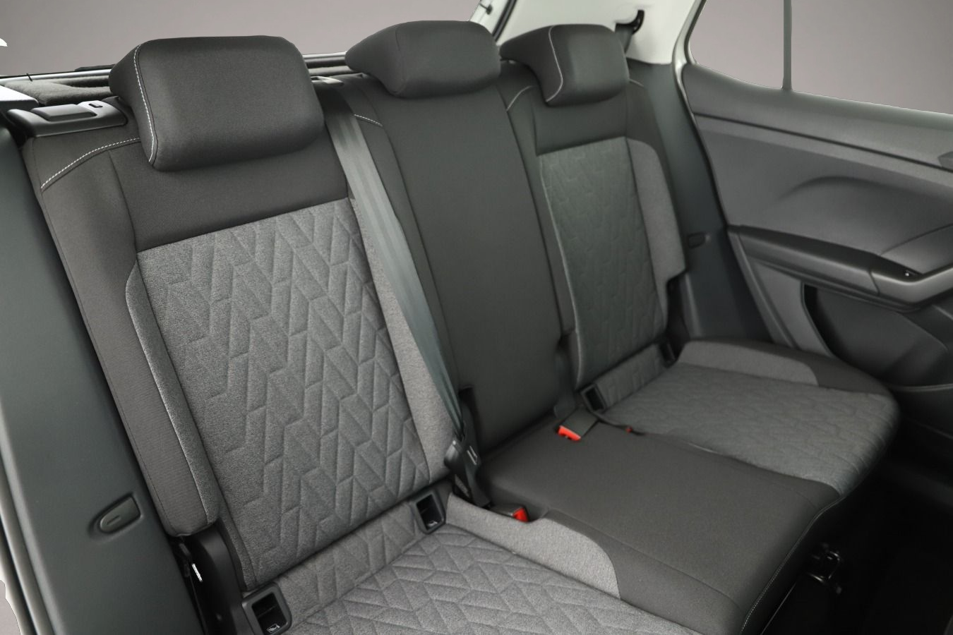 Bild 5 Volkswagen T-Cross 1.0 TSI Move LED/ACC/App