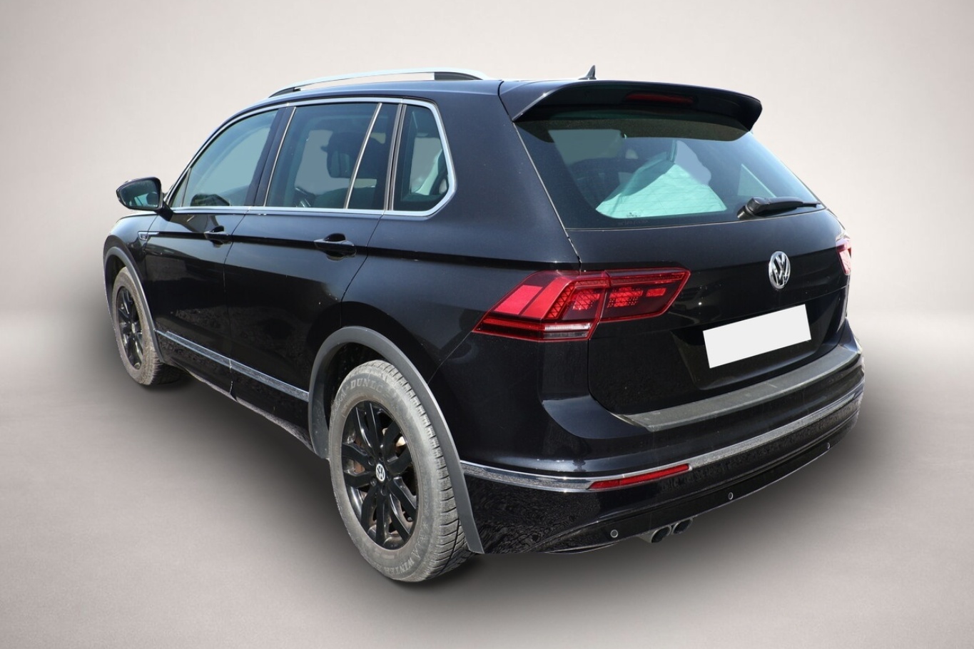 Bild 4 Volkswagen Tiguan 2.0 TDI 150 Highline LED PDC ACC SHZ 19Z