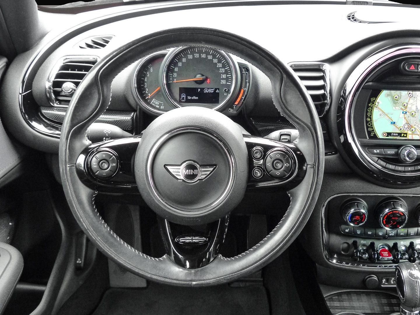Bild 7 MINI One Clubman Chili, Alufelge, Metallic, Sicht-Pak