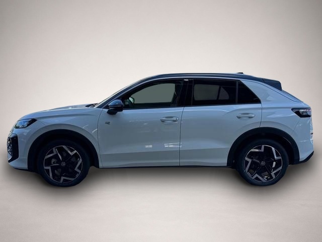 Fotografie 4 des Volkswagen T-Roc 1,5 eTSI DSG R-Line LED Plus Anhängerkupp.