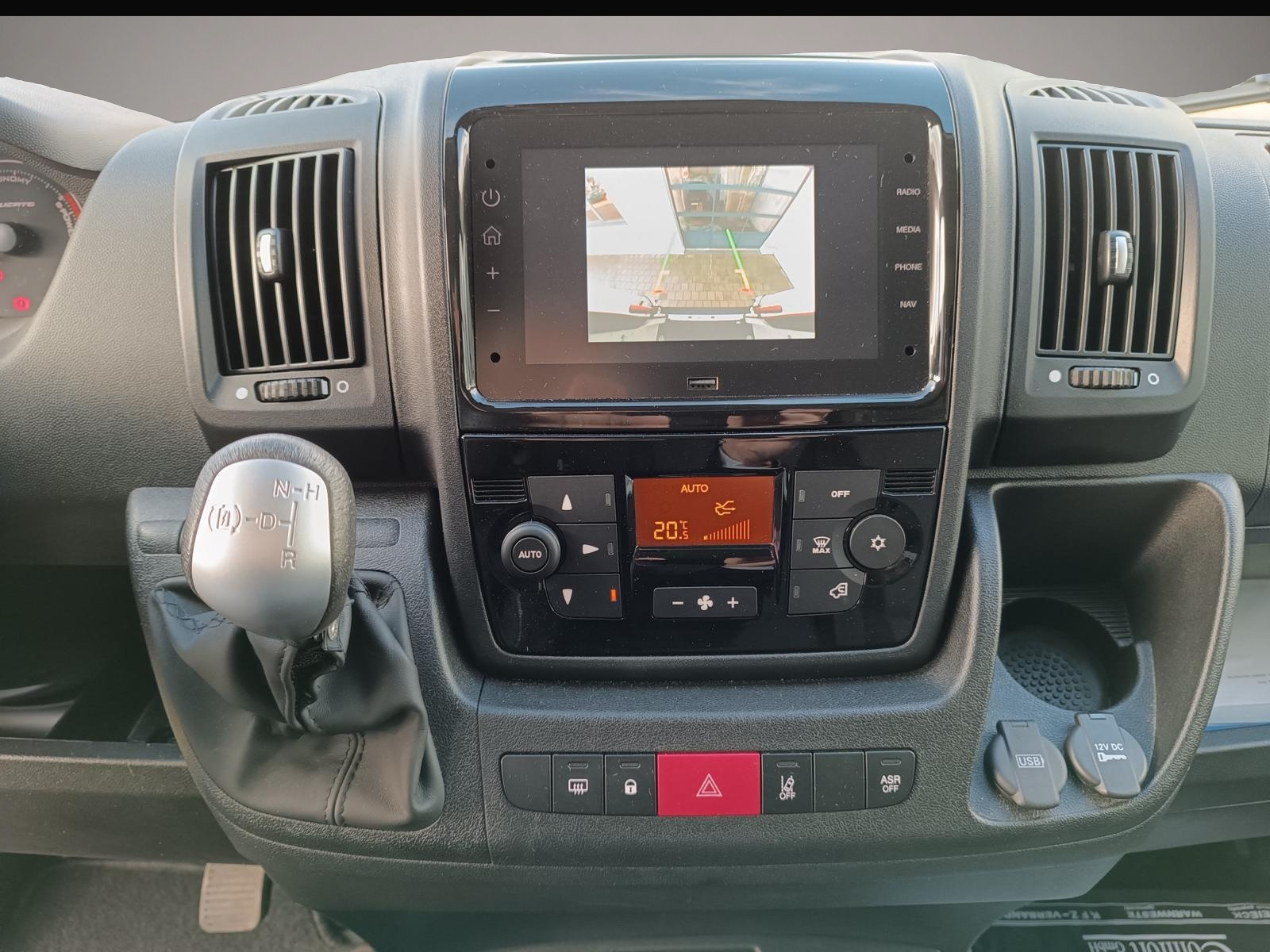 Fotografie 3 des Fiat Other Ducato BEV-E L2H2 47KW,Navi,RFK,LR-Boden, u.v.m.