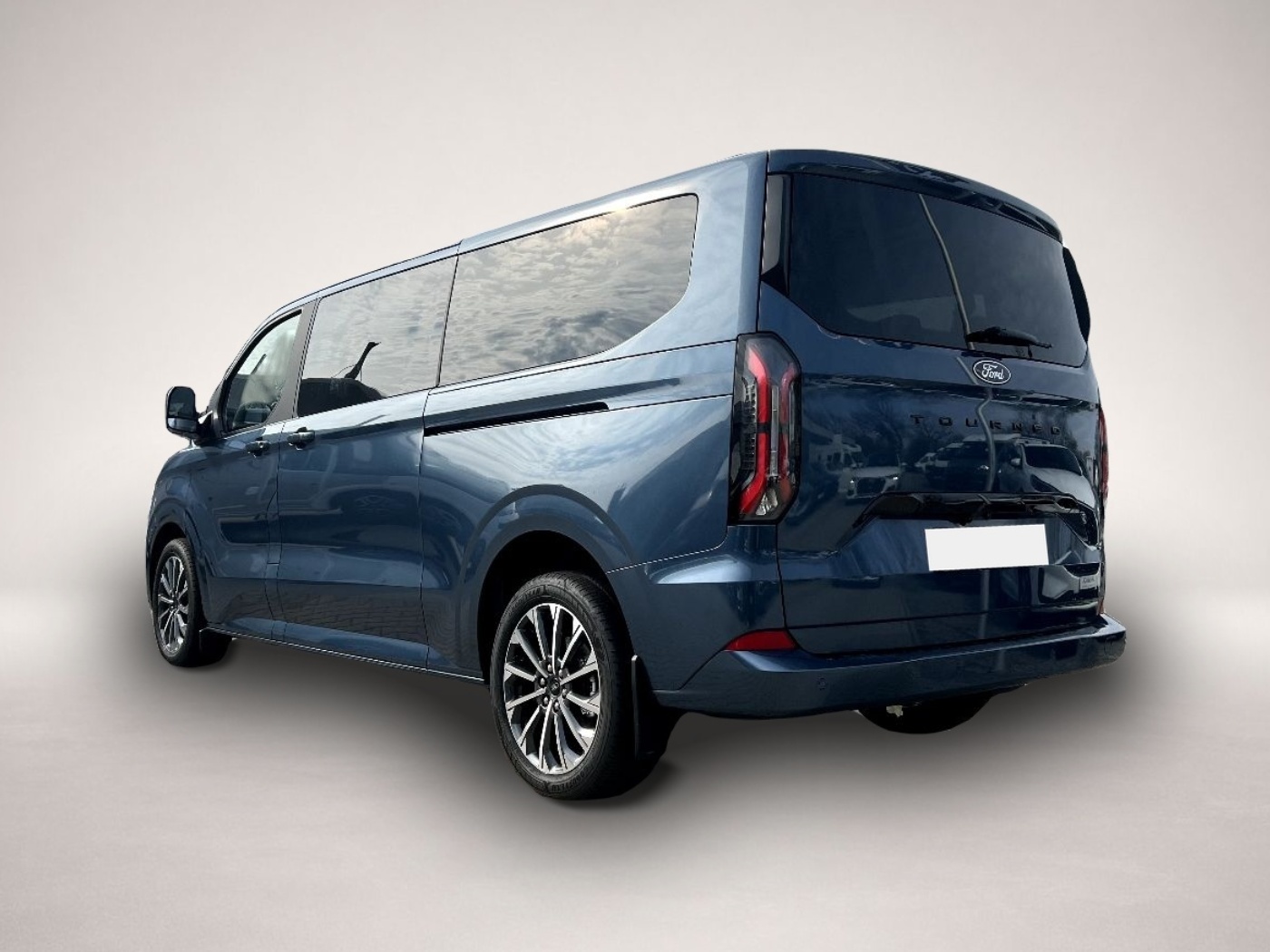 Bild 2 Ford Tourneo Custom L2 2.0 EcoBlue 320 Titanium X