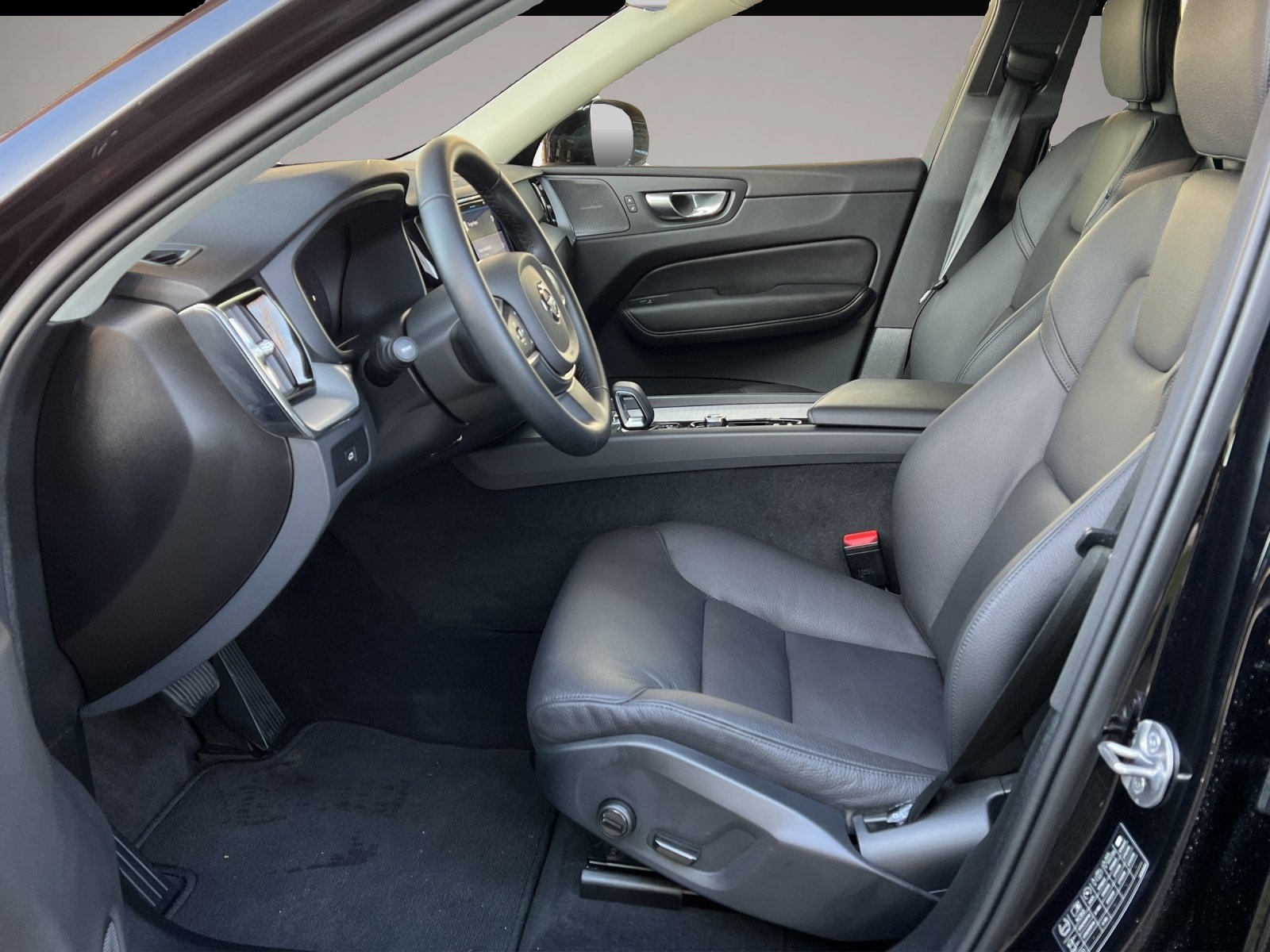 Bild 7 Volvo XC60 Core ACC+LED+Navi+SHZ+Winterp.+2xKlima