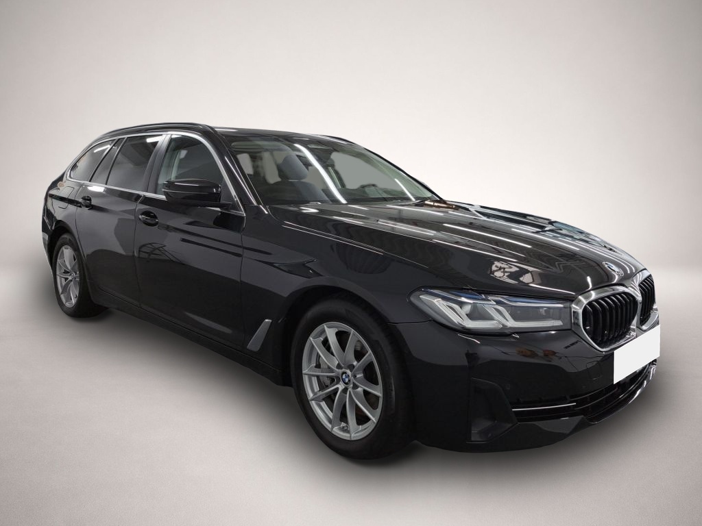 Fotografie 2 des BMW 530 530d xDrive Touring Aut. HUD PANO NAVI SHZ LASER