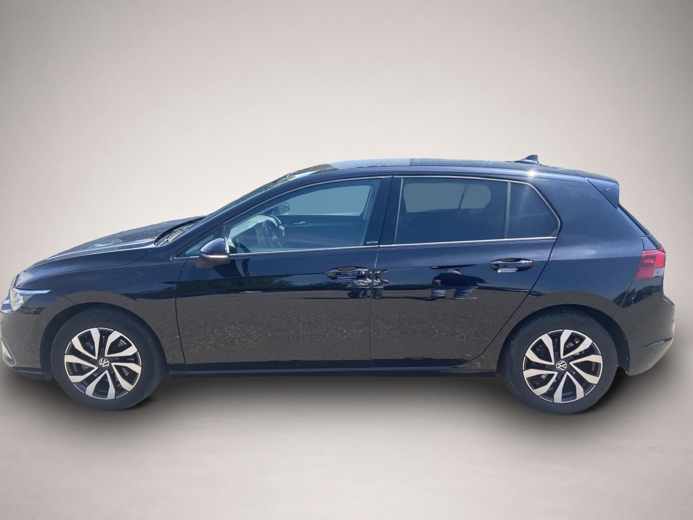 Fotografie 1 des Volkswagen Golf 1.5 TSI LIFE STANDHEIZUNG+HEAD-UP+ACC+APP-C