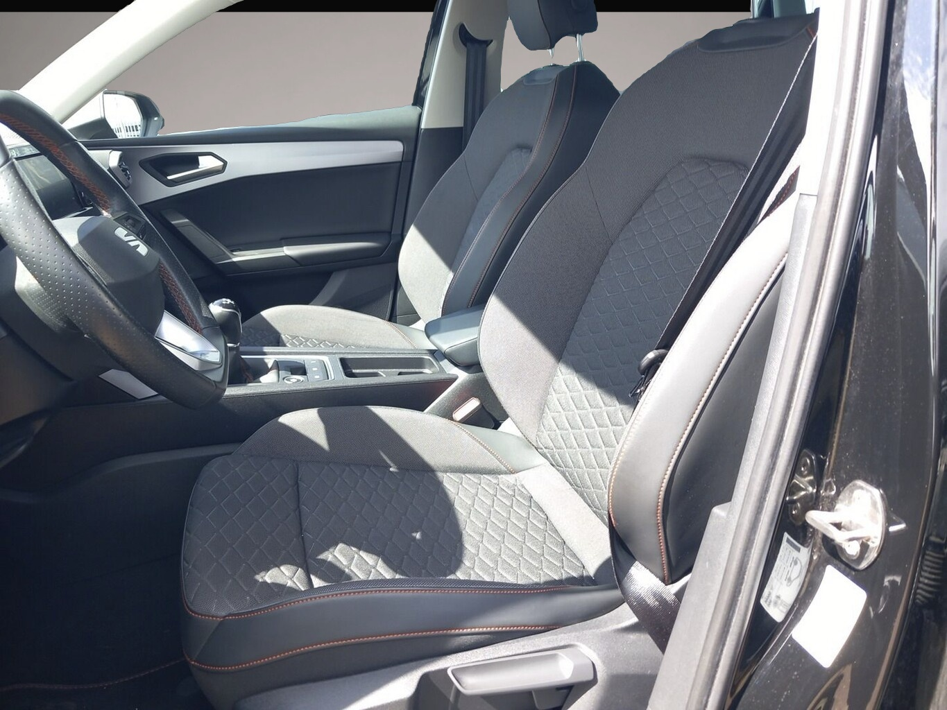 Bild 6 Seat Leon Sportstourer 1.5 TSI 150 FR VollLED ACC SHZ