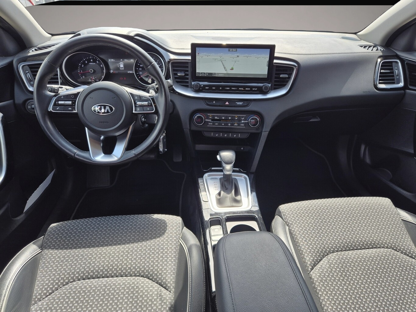 Bild 6 Kia XCeed 1.5 T-GDI 160 DCT LED Nav Kam SHZ PDC 18Z