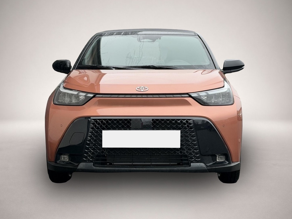 Fotografie 2 des Toyota Aygo (X) GR Sport 1,5 Hybrid CVT 85KW Winterpaket