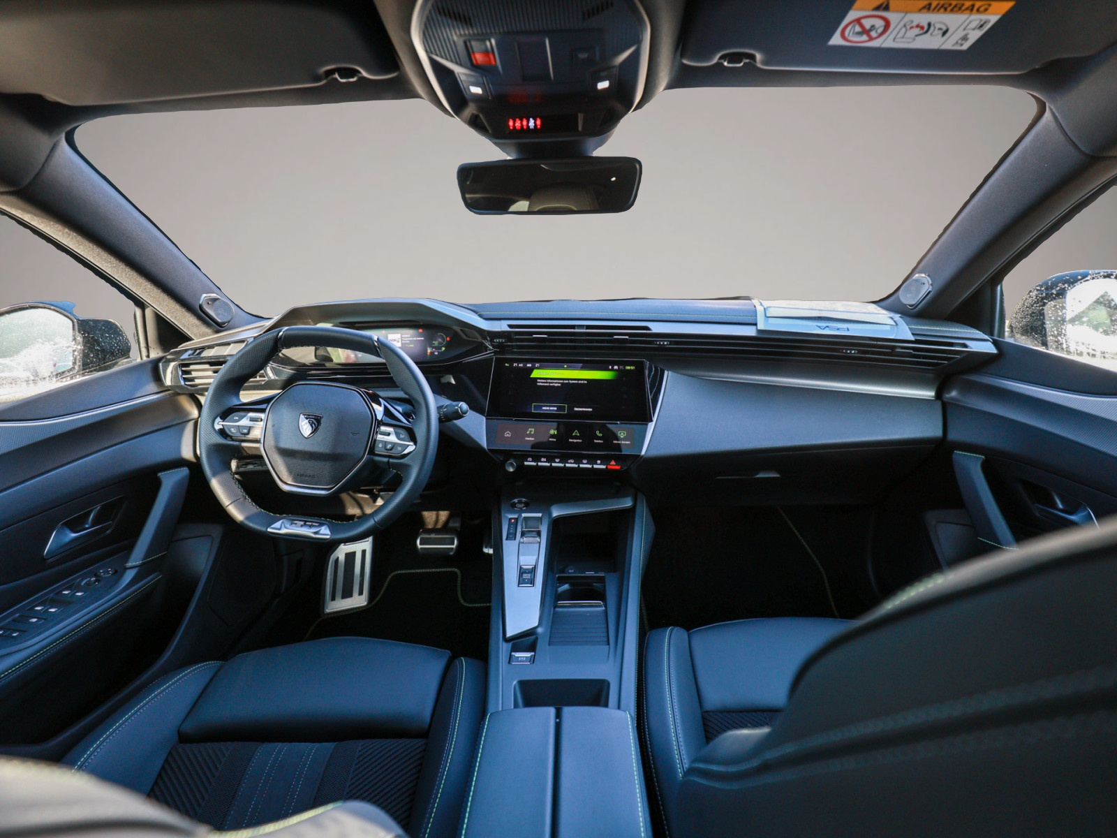 Fotografie des Peugeot 408